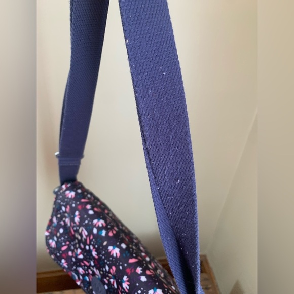 Kipling purse shoulder crossbody adjustable strap messenger confetti pattern - Picture 8 of 13